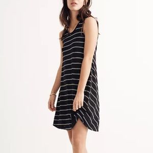🟢3 for $30🟢Madewell Black & White Highpoint Tank Striped Shift Dress